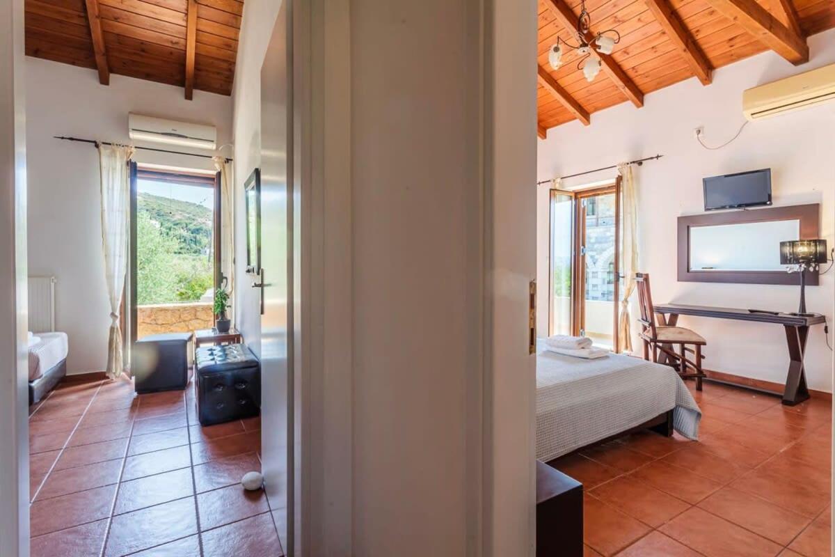 Mani'S Aura Seaside-Spacious Summer Retreat Kotronion  Экстерьер фото