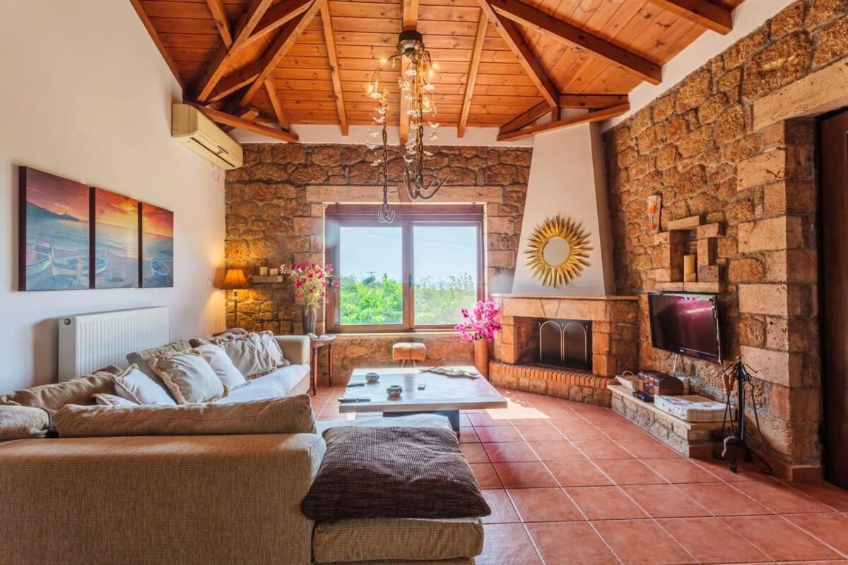 Mani'S Aura Seaside-Spacious Summer Retreat Kotronion  Экстерьер фото