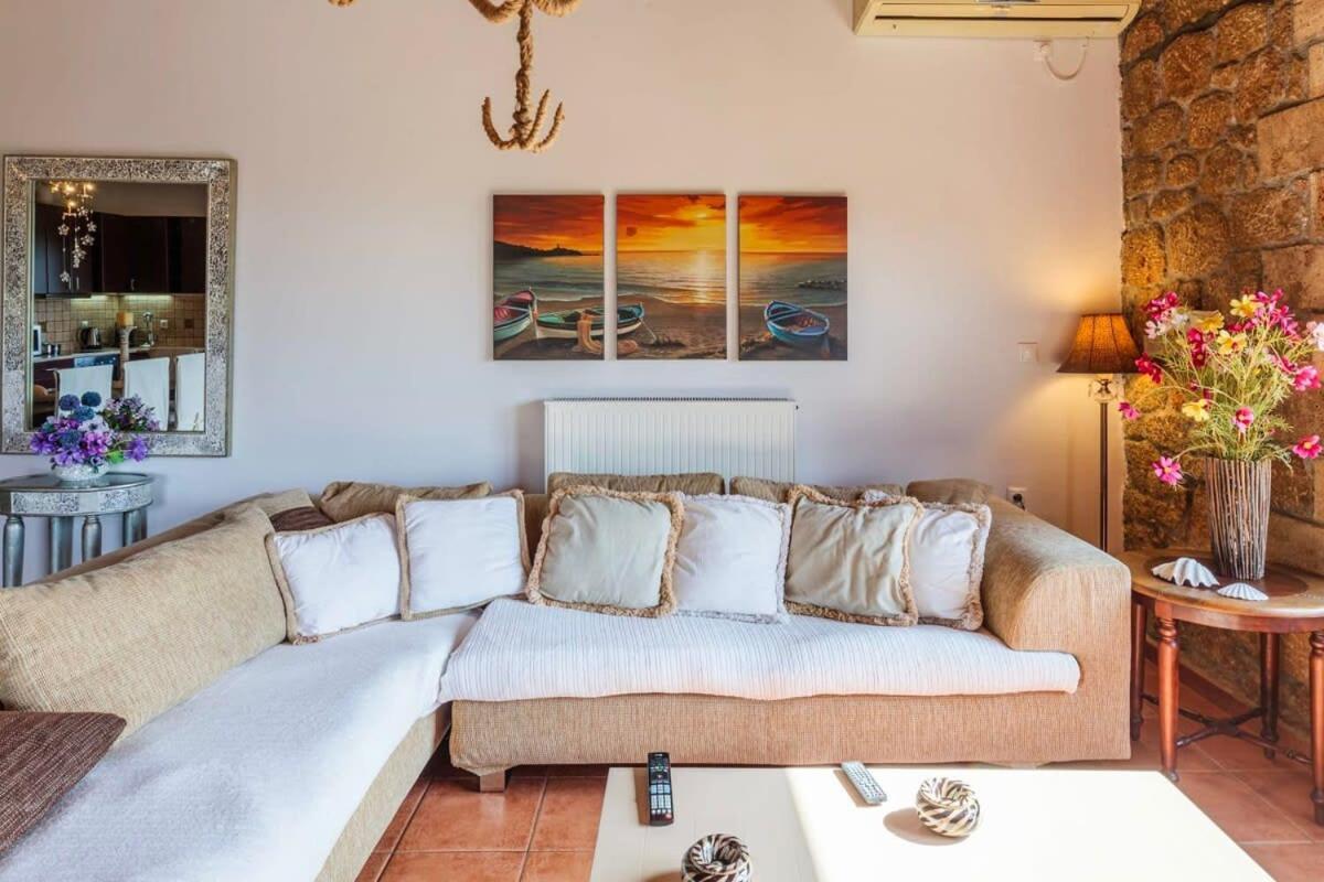 Mani'S Aura Seaside-Spacious Summer Retreat Kotronion  Экстерьер фото